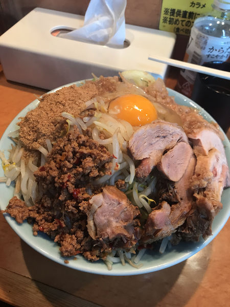 「汁なし中　魚粉」@立川マシマシ ロイヤルスープの写真