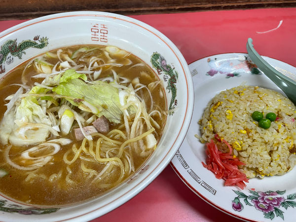 「ネギみそラーメン660円、半チャーハン440円」@手打ラーメン悟空の写真