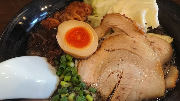 「黒 ダブル」@TONKOTSU MANIの写真