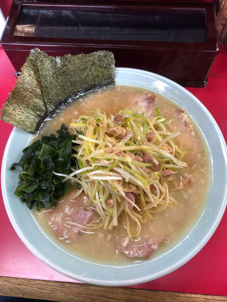「ネギチャーシューメン　1110円」@ラーメンショップ 大師店の写真