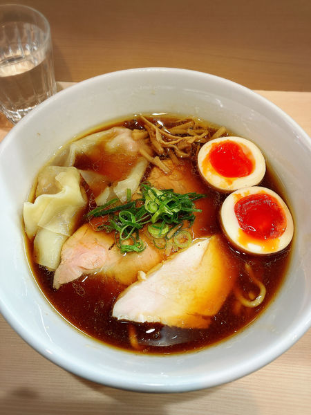 「特製中華そば」@手揉み中華そば 中村の写真