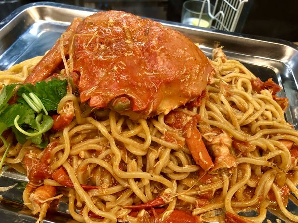 「【限定】ズワイガニとトマトのクリームまぜそば ￥時価w」@メンショップ アキラの写真