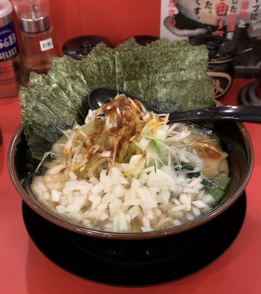 「辛ねぎらーめん」@横浜家系ラーメン 盛ト家の写真