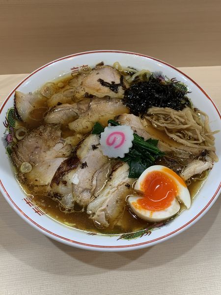 「【限定】生姜醤油ラーメン900円 肉増し200円」@手揉み中華そば 中村の写真