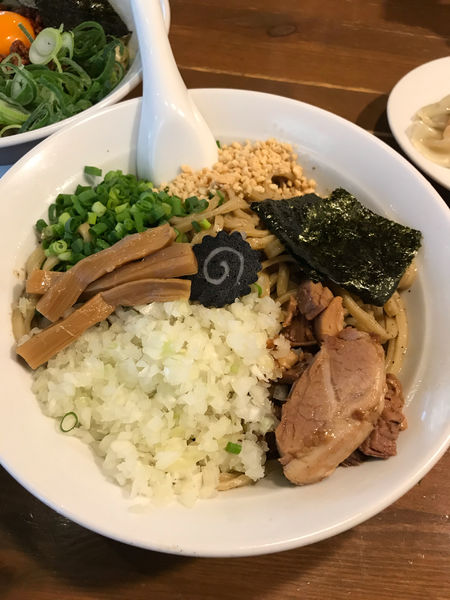 「ドラニボ　中盛り」@Dragon Noodle's ドラゴンラーメンの写真