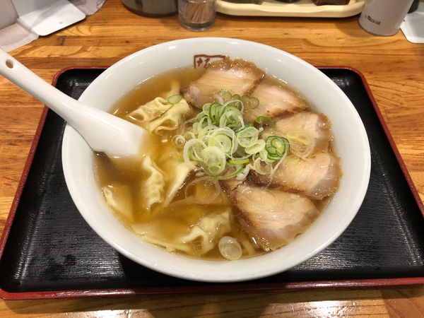 「喜多方わんたんラーメン」@喜多方ラーメン 坂内 歌舞伎町店の写真