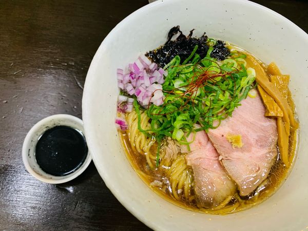 「イカの煮干しそば」@麺や 魁星の写真