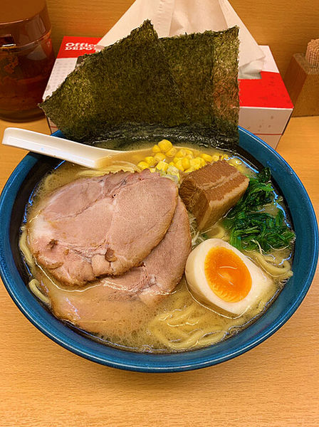 「特製らーめん＆つけめん」@無邪気 自由が丘南口店の写真