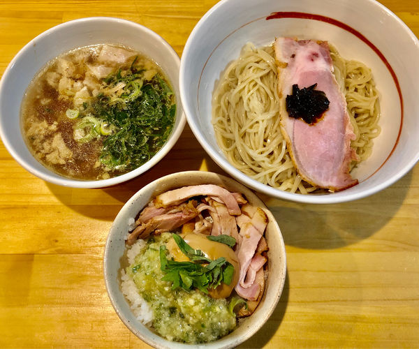 「つけ麺　890　玉子丼300」@川の先の上の写真
