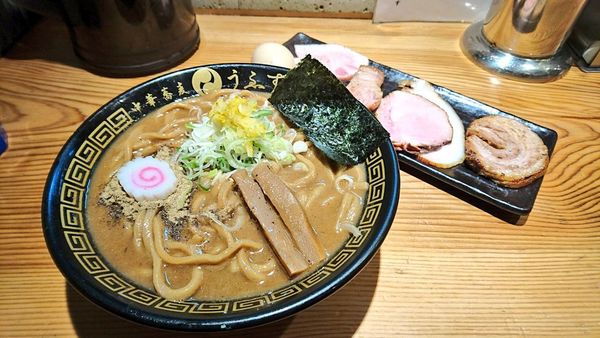 「特製中華そば(中)」@中華蕎麦うゑずの写真