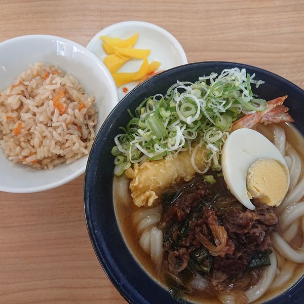 「ミニセット550円」@牧のうどん 加布里本店の写真