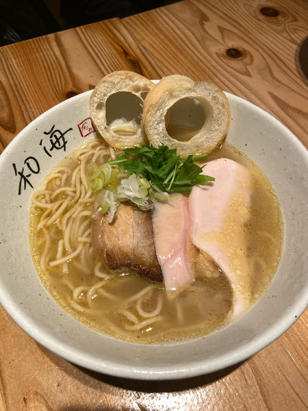 「塩らーめん」@らーめん専門 和海 なんば店の写真