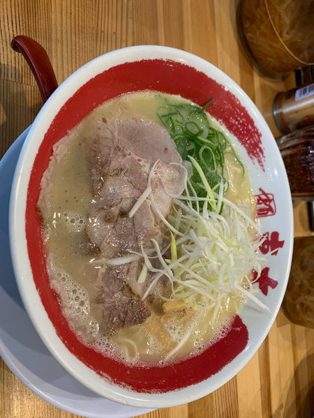 「塩とんこつラーメン」@徳島ラーメン 東大 枚方家具団地店の写真