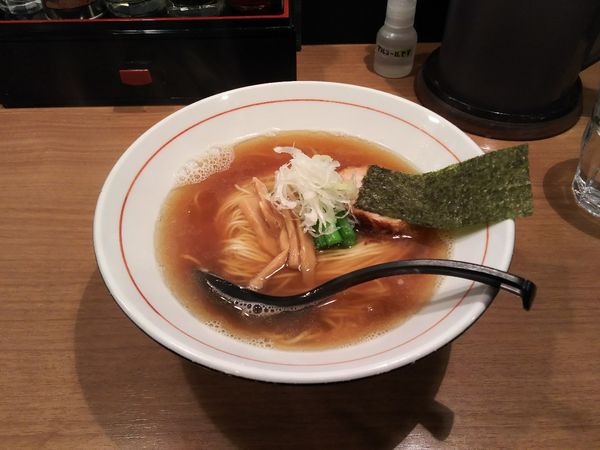 「にぼしラーメン」@麺屋 はちどりの写真