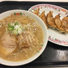 餃子の王将 荻窪駅西口店の写真