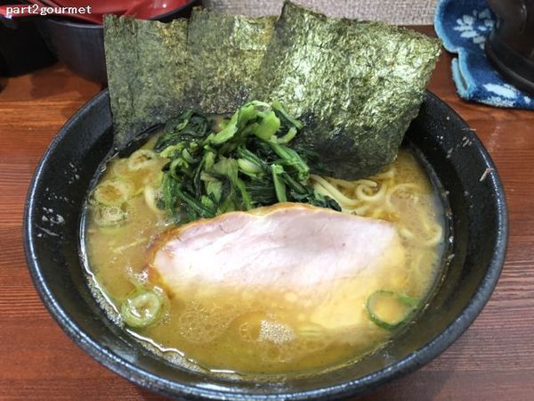 「らーめん (700円)」@横浜家系らーめん 天王家 寒川総本店の写真