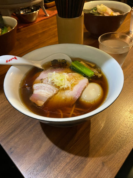「特製醤油ラーメン」@らぁめん鴇の写真