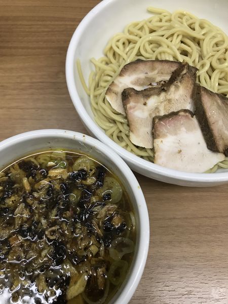 「チャーシューつけめん、揚げネギ」@中華そば・つけめん 甲斐 高円寺店の写真