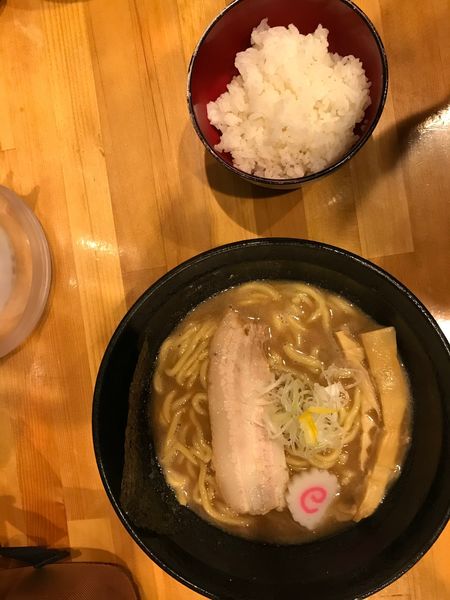 「濃厚豚骨魚介ラーメン」@麺屋 継の写真