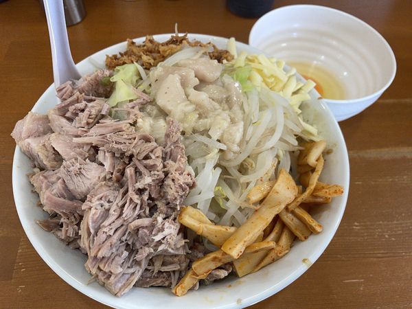 「まぜそば（生卵付き）」@ラーメン赤沼 熊谷店の写真