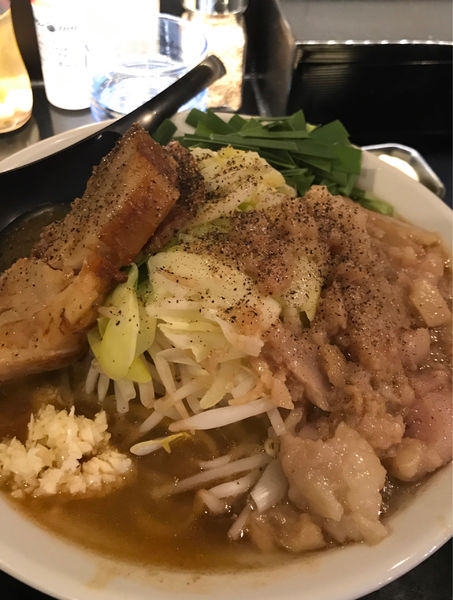 「豚tonパンチ」@SHOWTIME-Ramen-の写真