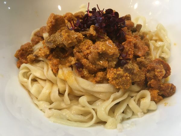 「ウニのまぜそば　1500円」@稲荷屋の写真