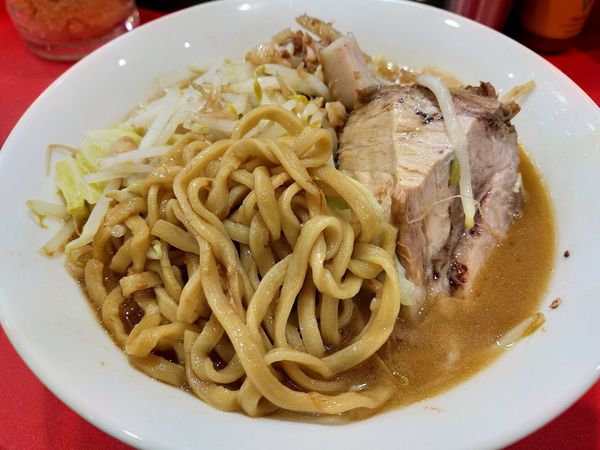 「小ラーメン(200g) 麺硬め ¥750」@立川マシマシ 太田店の写真
