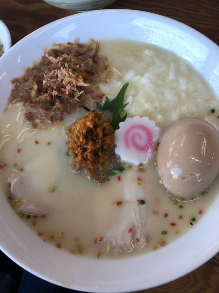 「[限定]新和風生姜白湯そば880円」@餃子の並商 都賀店の写真