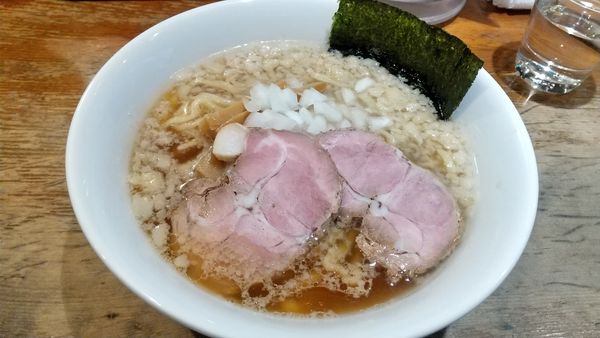 「背脂中華そば850円」@中華そば コヨシ 渋谷店の写真