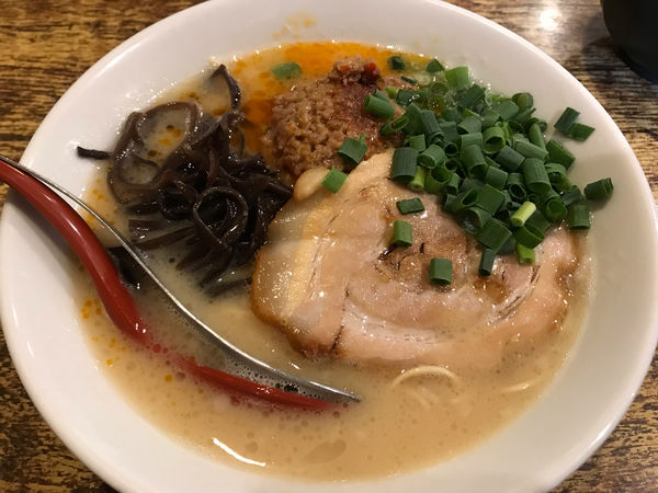 「博多らーめん辛タンタン濃いめバリカタ750円」@らーめん たつ屋の写真