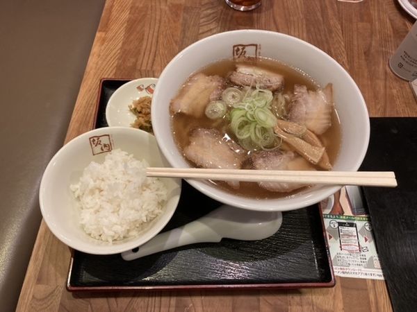 「喜多方らーめん 特価¥580」@喜多方ラーメン坂内 新宿パークタワー店の写真