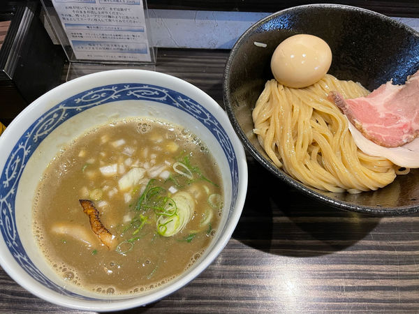 「重濃煮干しつけ麺＋味玉」@志奈そば 田なかの写真