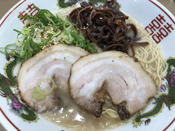 「ラーメン、大盛、固め」@博多だるま JAPAN 越谷レイクタウンカゼ店の写真