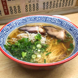 Aセット(ラーメン+焼き餃子(5個)+水餃子(3個))