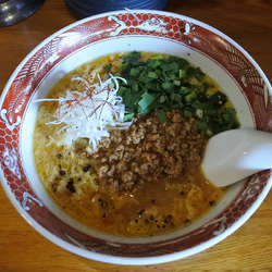 台湾くもたま麺￥８８０