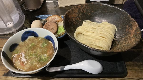 「マル得つけ麺」@三ツ矢堂製麺 中目黒本店の写真