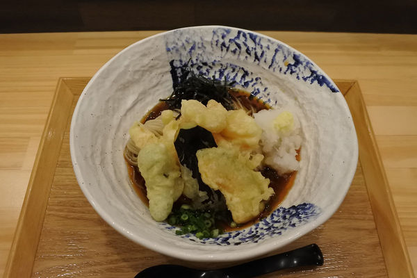 「【夏季限定】冷製全粒粉小海老天おろし麺￥９３０」@麺家 幸先坂の写真