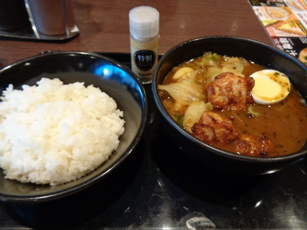 「ローストチキンスープカレー 966円」@カレーハウス CoCo壱番屋 福島信夫通り店の写真