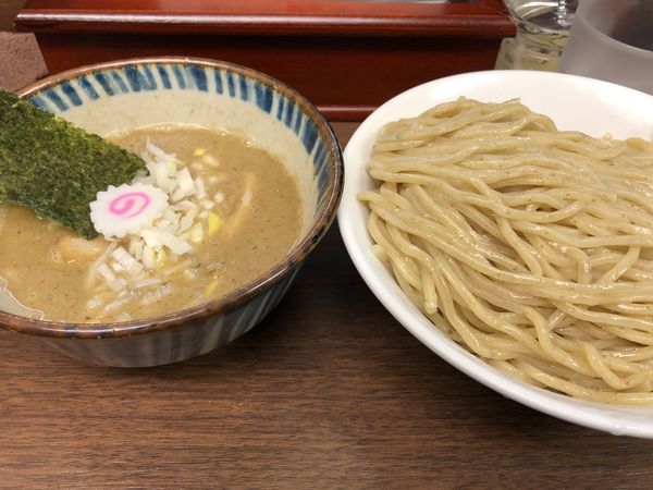 「煮番搾り　麺大盛り」@つけめん 三三㐂の写真