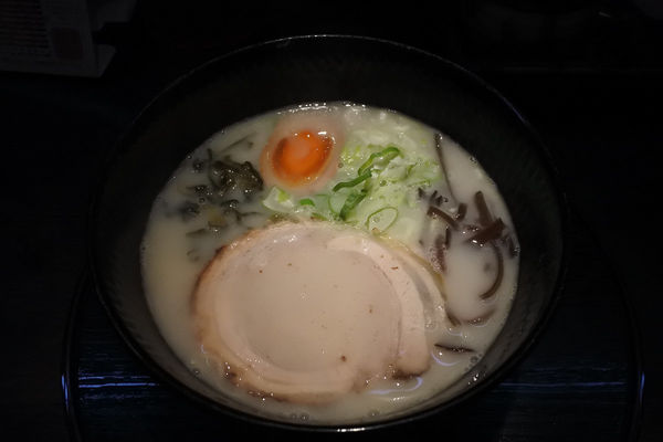 「塩とんこつ￥７２０」@草津亭の写真