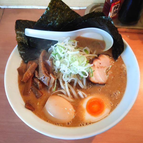 「こってり味噌らーめん750大盛無料　トッピングSP200」@屋台らーめん 山崎店の写真