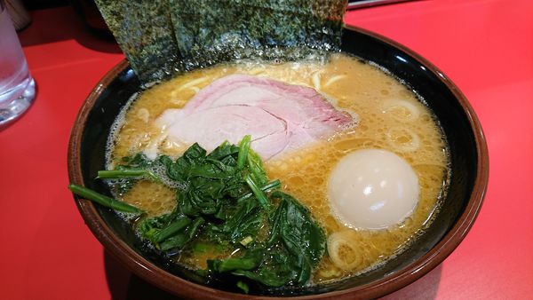「ラーメン並＋味玉」@横浜ラーメン 真砂家の写真