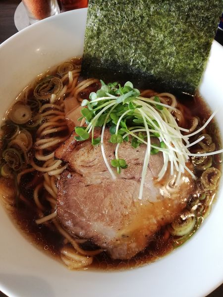 「醤油らーめん」@麺や まる喜の写真