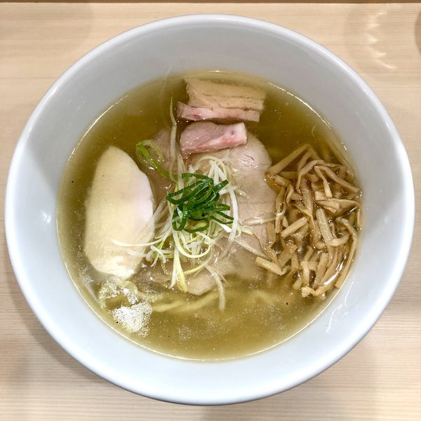 「塩中華そば ￥900」@手揉み中華そば 中村の写真