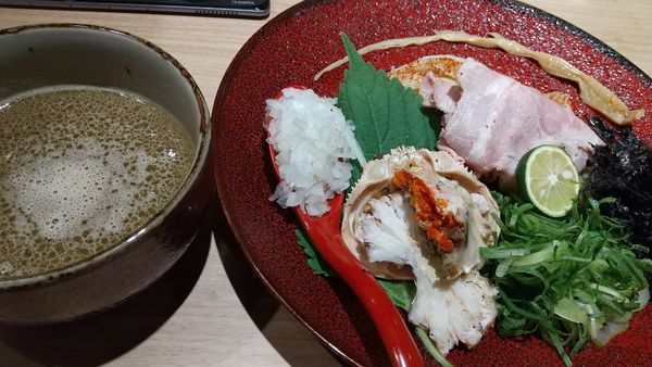 「香箱ガニとズワイガニのの清湯つけそば（限定1500円）」@中華そば 葵の写真