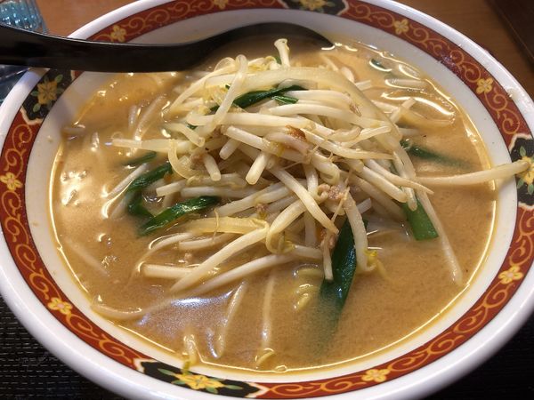 「味噌ラーメン／¥550」@中華食堂 一番館 代々木支店の写真