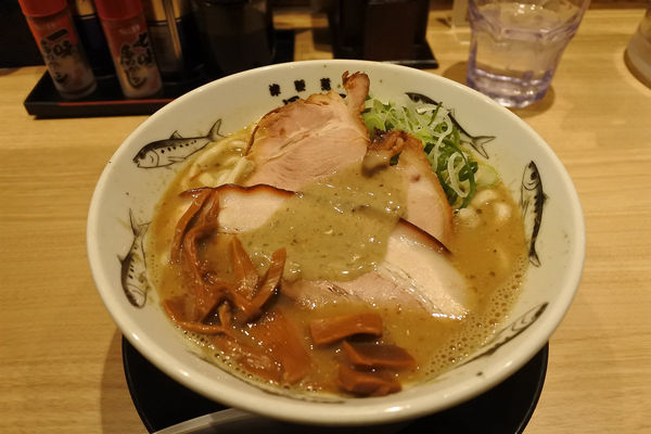 「ごぐにぼ￥９３０」@長尾中華そば 名古屋驛麺通り店の写真