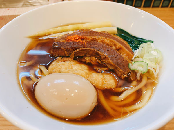 「もつけのら・うどん2020 味玉付き」@ほっこり中華そば もつけの写真