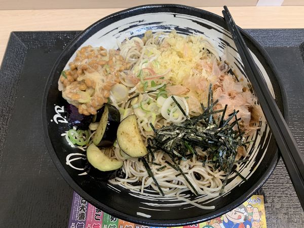 「薬味そば500円＋無料納豆」@ゆで太郎 流通センター駅前店の写真