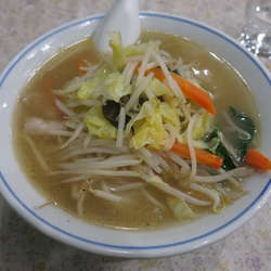 タンメン：740円